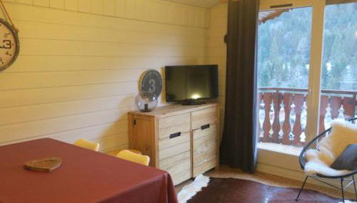 Appartement cocooning pour 4 avec balcon et garage à Châtel - FR-1-198-196 - Foto 2