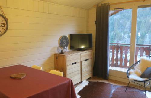 Appartement cocooning pour 4 avec balcon et garage à Châtel - FR-1-198-196 - Foto 2