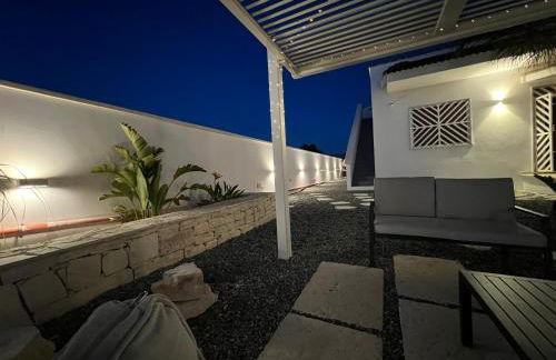 Salento Villa Cice, AC - WiFi - BBQ - attrezzatura da spiaggia - parcheggio privato sorvegliato, Due unità abitative indipendenti e giardino a due passi dal mare - Torre Ovo - Foto 18