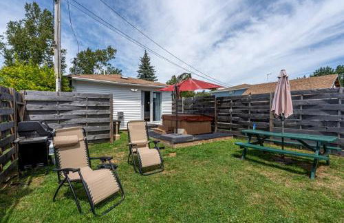 Relax with mountain views & a hot tub #5 - Foto 12