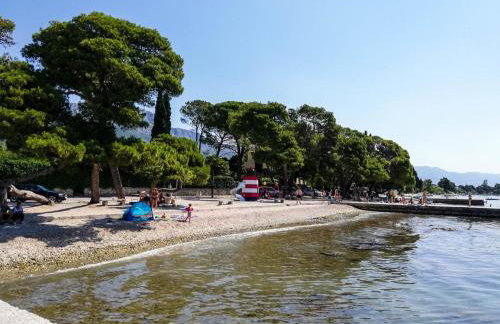 Old school apartment - Photo 40