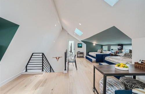 Dip into the 512! Custom Built w/Pool Blocks to DT - Foto 24