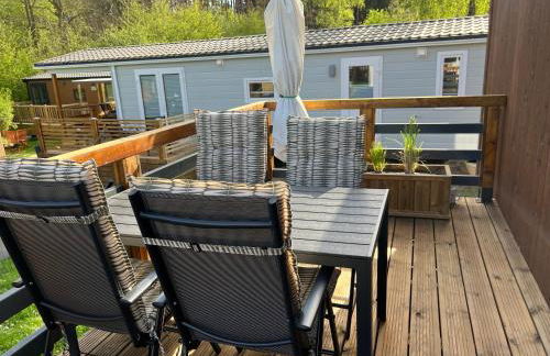 Tinyhouse Frida &ndash Stilvolle Auszeit am See Natur & Ruhe in Stuer Mecklenburgische Seenplatte - Foto 23