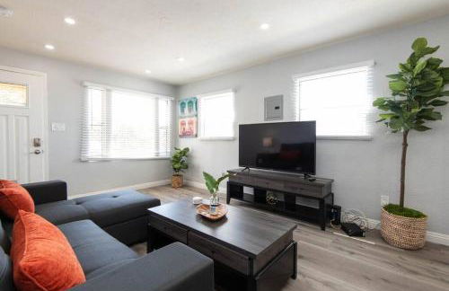 Lovely 2bedroom condo with free parking on premise - Foto 33