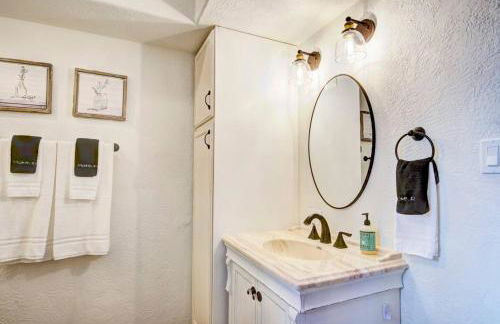 NEW Treehouse at Link Lane 2 Acres w Hot Tub - Foto 31