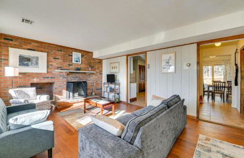 Quiet Catskill Getaway with Fire Pit - Near Hiking! - Foto 6