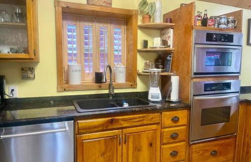 Cabin 7 sleeps 8 BEAUTIFUL BOULDER BAY, BIG BEAR - Foto 7