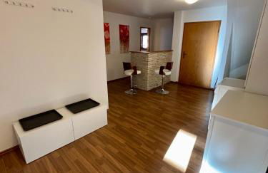 Herzo City Apartment - bis zu 8 Personen - 4 Schlafzimmer - Innenstadt - Foto 3