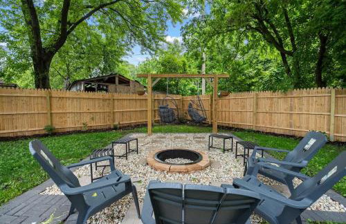 North Chi retreatNavySaunaTiki BarGames - Foto 2