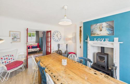 Seaside 2-bed Home in Flushing with Free Parking & sea views - Foto 1