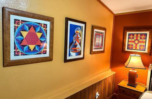 6 bedrooms! Family friendly! Spacious! PNW Rustic! - Photo 24