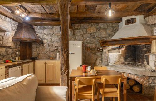 Familija Lovrinovi Retreat with Shared Pool - Foto 31