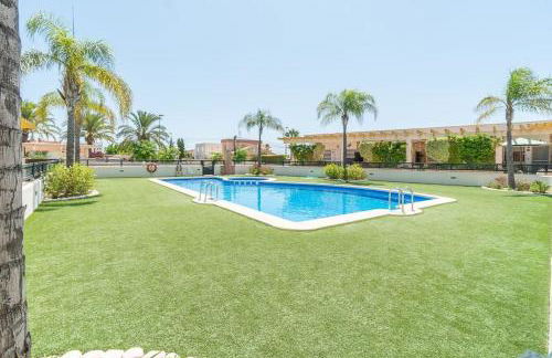 Magnífico adosado con piscina y barbacoa - Foto 2