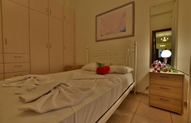 Flisvos Villa - Photo 2