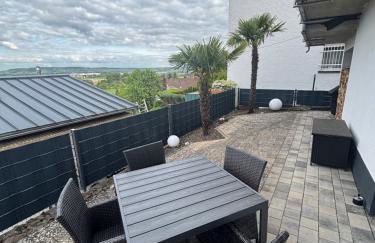 Einmaliger Ausblick und tolles Ambiente - Foto 11