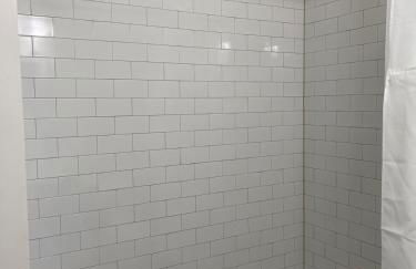 Renovated 1 Bedroom in Forest Hills - A - Foto 17