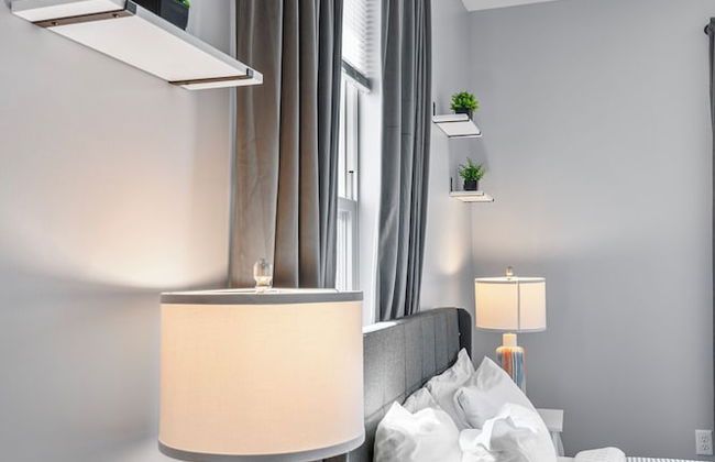 Furnished Apartments near Encore Boston - Photo 65