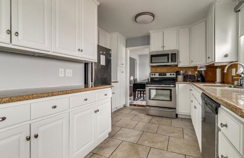 Ice Fishing and Winter Hikes! Belleville Lake House - Foto 11