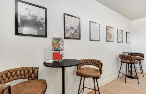 Whitewater Villa - 5BR Luxury Retreat with Hot Tub - Foto 50