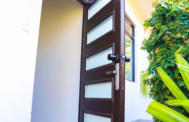 Pr Pvt Rm 5 Qn Bed Gated Comm Easy Parking - Photo 40