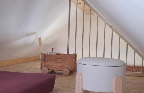 Holiday home in Oelsnitz with swimming pool - Foto 8