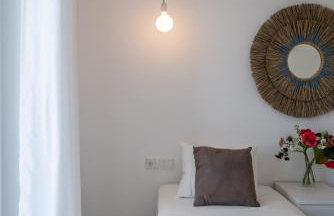 Deluxe Maisonette With Private Jacuzzi - Photo 11