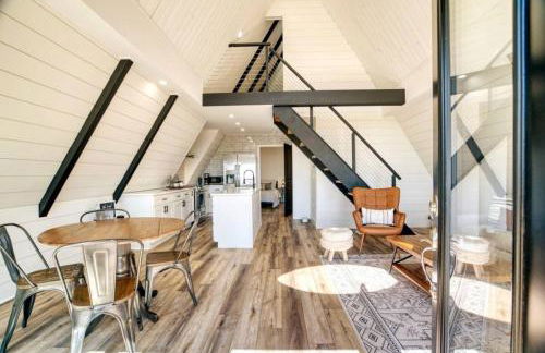 The Black Aframe - HOT TUB and Mountain Views - Foto 12