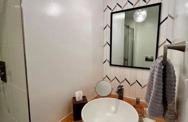 Newly Renovated Pad Near DT BZN - Foto 30