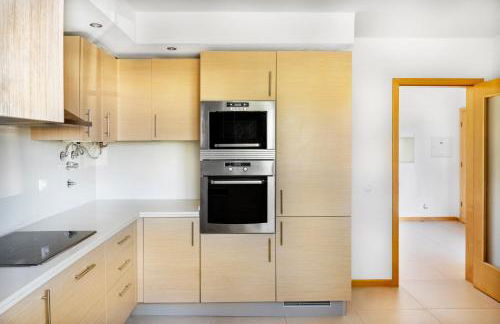 Apartamento no Condomínio Baia Village com Piscina - Foto 15