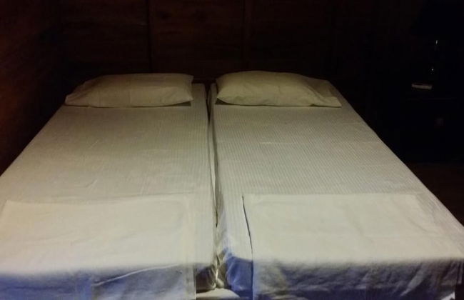 Wilpattu Tree House Hotel - Foto 12