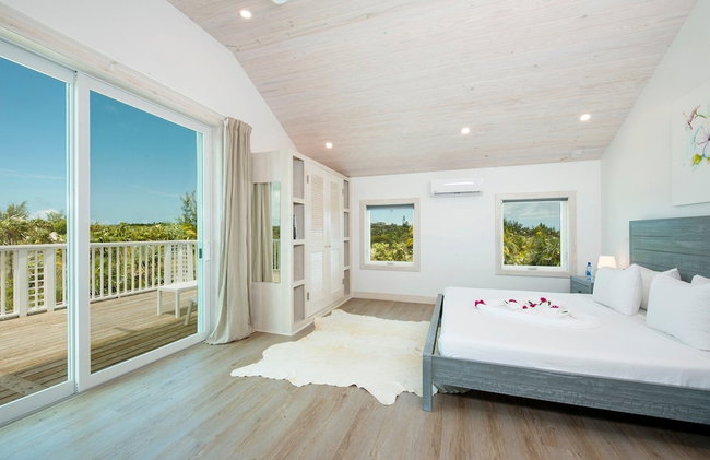 See Sea 2 Bedroom Home - Photo 3