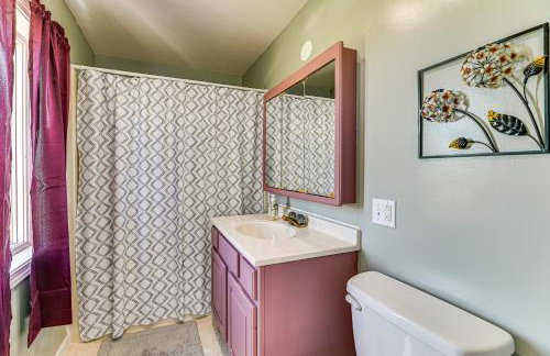 Geneva Family Home with Patio Near Seneca Lake! - Foto 31