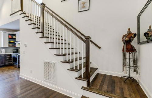 Hot Tub and Yard Temptation Stays Home in Roanoke - Foto 17