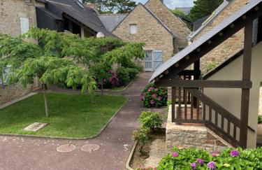 TY REFUGE 2 à 4 vacanciers Terrasse Plages et Commerces à pied Parking - Foto 24