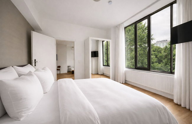 The Suite Hotel Garden - Photo 24