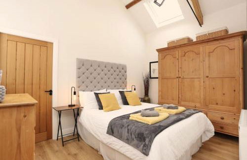 Stunning Coach House with two bedrooms and parking - Foto 36