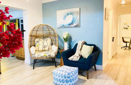 Heated pool & jetted spa -- mins to beach - Photo 45