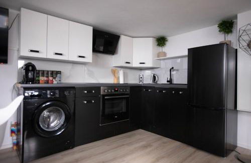 80qm - 4 rooms - private parking - Keller-Basement - MalliBase Apartments - Foto 4