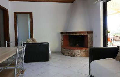 Amarynthos Beachfront Vacation House with garden - Foto 23