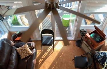 The Famous Houseboat in Sanford - Photo 8