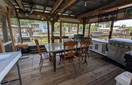 FREE BOAT to use ,Fish Camp, Water Front, Pets ok - Foto 10