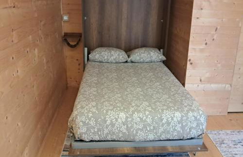 village holiday house with a pool - Photo 10