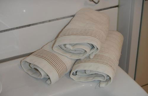 Sonniges Modernes Appartement Höhenberg - Foto 41