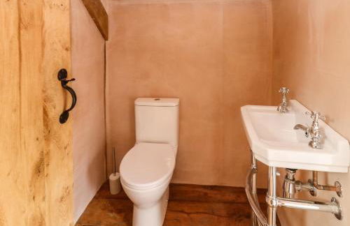 Becket's Barn - Photo 24