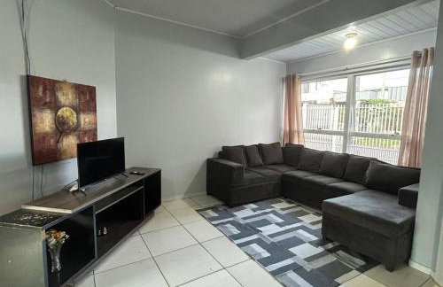 Casa com piscina próximo a BR 277 - Foto 14