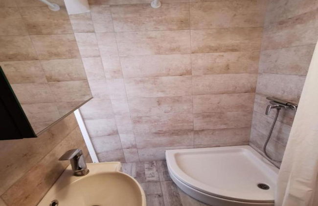 Holiday Home in Tuheljske With Hot Tub - Foto 9