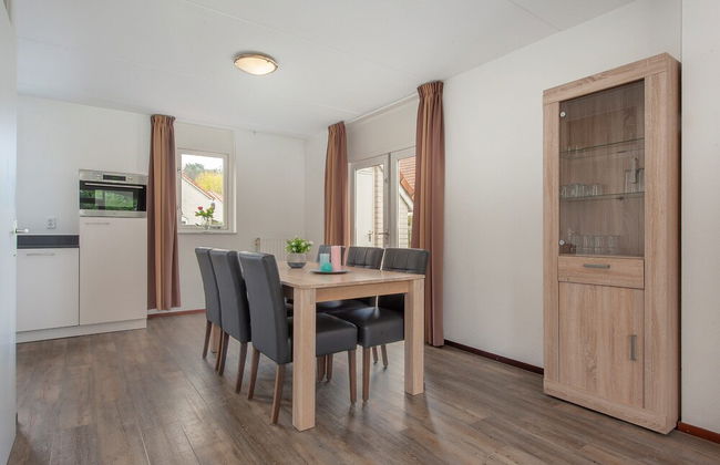 Villa in Arcen With Bath and Combi Microwave - Photo 18