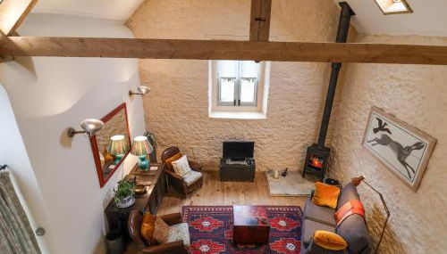 The Stone Barn - Photo 2