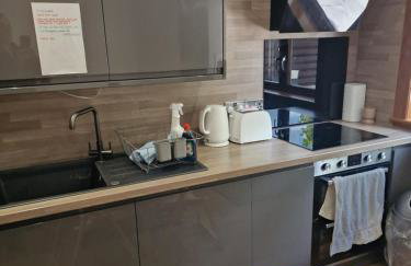 Self-catering extended family home - Photo 13