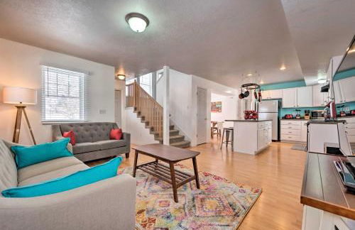 Family-Friendly Logan Farmhouse with Yard and Near USU - Foto 6